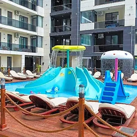 Gold House Byr S Hotel
