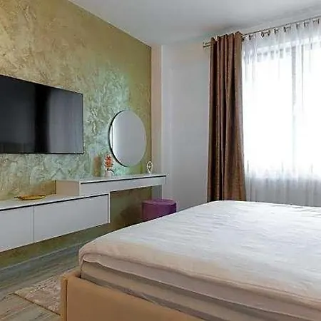 Gold House Byr S 4* Mamaja