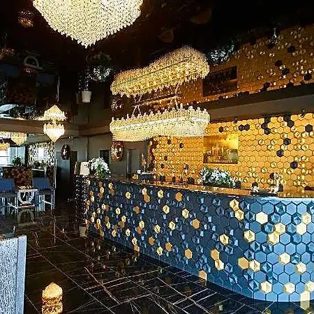 Hotel Gold House Byr S Mamaja