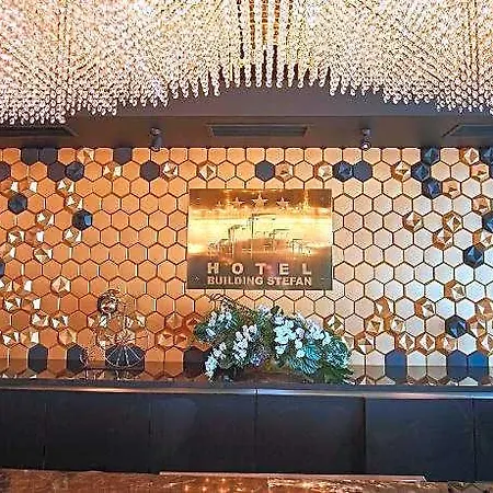 Gold House Byr S Hotel